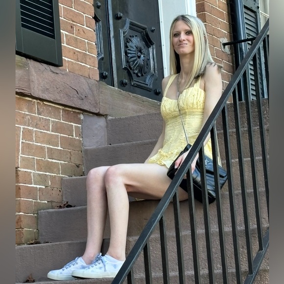 Meet Your Posher! - Picture 9 of 17